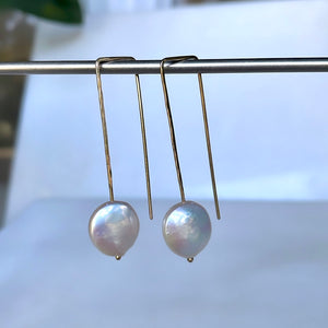 U earrings in white pearls-serena kojimoto studio