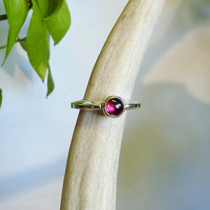 Slice rhodalite garnet ring-serena kojimoto studio