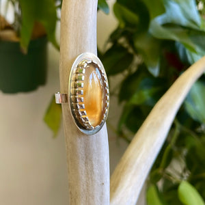 Crenellated Montana agate ring-serena kojimoto studio