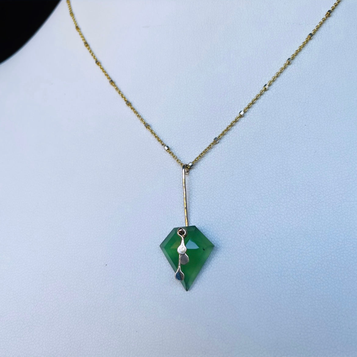 Pendulum dots diamond serpentine necklace-serena kojimoto studio